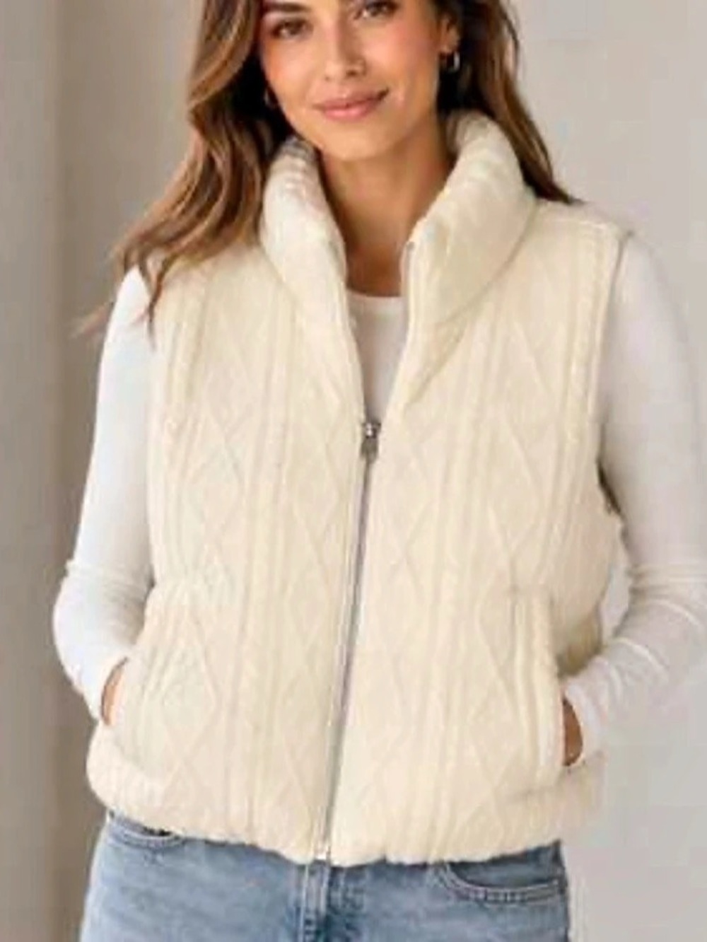 Hollister Sweater-Knit Mini Puffer Vest